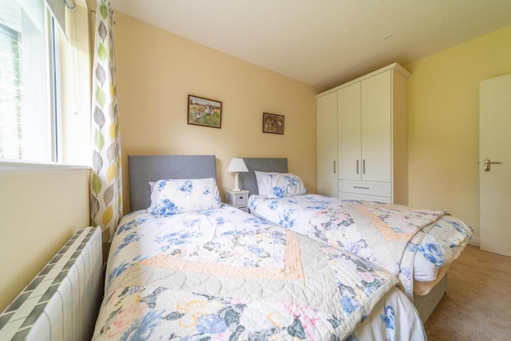 2 Bed Waterfront Property - Close To Courtmacsherry Cork Exterior foto