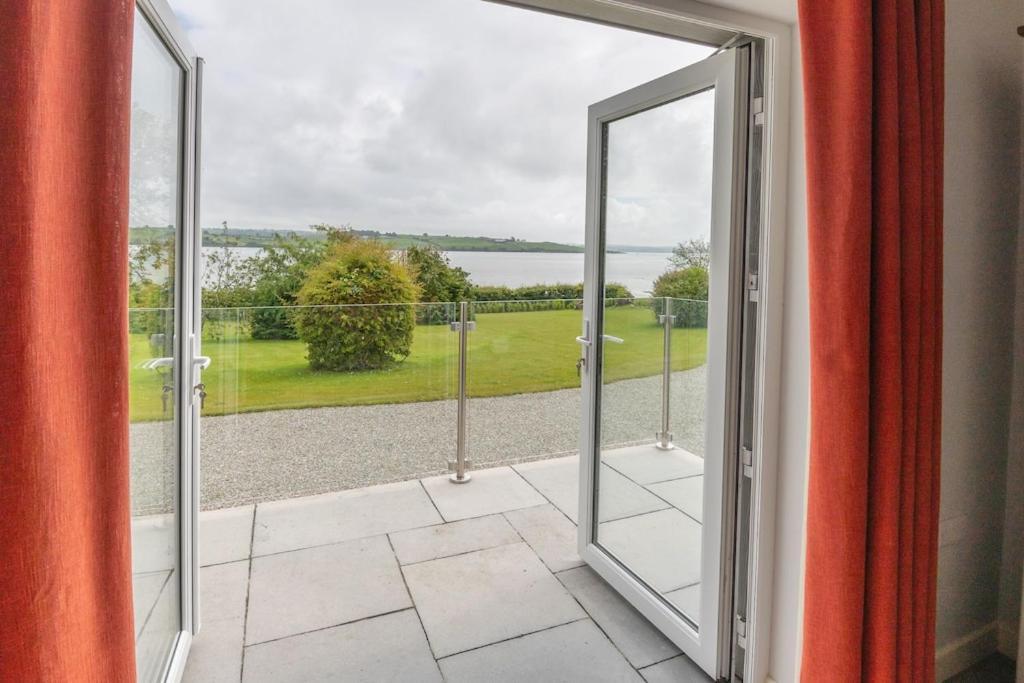 2 Bed Waterfront Property - Close To Courtmacsherry Cork Exterior foto